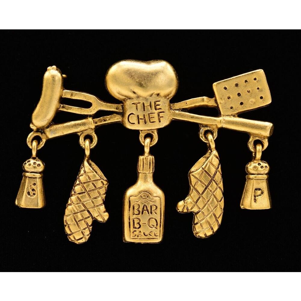 Danecraft Vintage BBQ Chef Pin Brooch Culinary Barbecue Antiqued Gold 80s BinA2